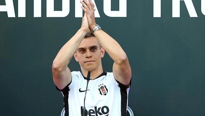 Beşiktaş transferde durmak bilmiyor! Salah'tan sonra bir yıldız daha İstanbul'a geliyor... 3 besiktas transferde durmak bilmiyor salahtan sonra bir yildiz daha istanbula geliyor 1 fYJbYwlZ
