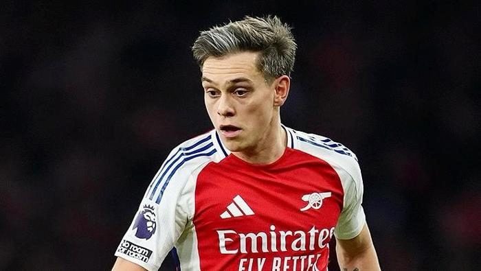besiktas trossard transferini bitiriyor ingilizler duyurdu mutabakat tamam 3