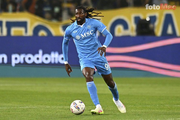 Beşiktaş ve Galatasaray'ın Frank Anguissa düellosu! 7 besiktas ve galatasarayin frank anguissa duellosu 5 fqiDMBwC