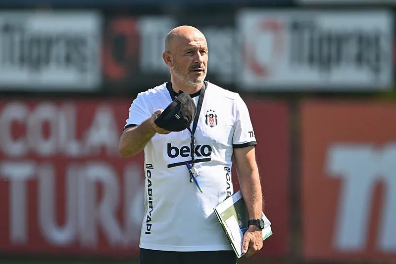 Beşiktaş'a Fenerbahçe'den 2 transfer birden! Önder Özen ve Oğuz Çetin görüştü 2 besiktasa fenerbahceden 2 transfer birden onder ozen ve oguz cetin gorustu 0 Ky4h9HFe