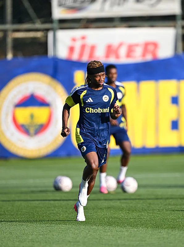 Beşiktaş'a Fenerbahçe'den 2 transfer birden! Önder Özen ve Oğuz Çetin görüştü 4 besiktasa fenerbahceden 2 transfer birden onder ozen ve oguz cetin gorustu 2 aULhmgiS