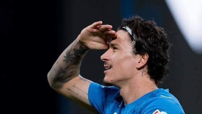 Beşiktaş'a Salah yetmedi bir de Darwin Nunez bombası! Sacha Tavolieri duyurdu... 3 besiktasa salah yetmedi bir de darwin nunez bombasi sacha tavolieri duyurdu 1 iCttLupI