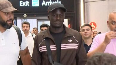 Beşiktaş'ın yeni transferi Ouattara, İstanbul’a geldi! İşte ilk görüntüler 7 besiktasin yeni transferi ouattara istanbula geldi iste ilk goruntuler QBdkrWCO