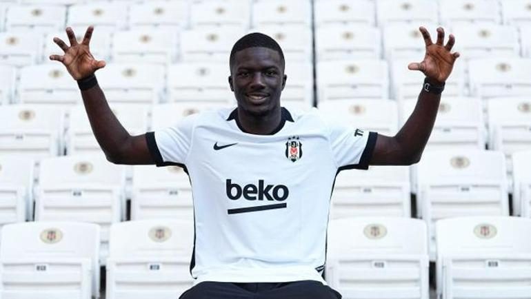 Beşiktaş'ta Kassoum Ouattara: Formayı sırılsıklam edecek bir oyuncu izleyecekler 5 besiktasta kassoum ouattara formayi sirilsiklam edecek bir oyuncu izleyecekler 3 I1lFDU6Z