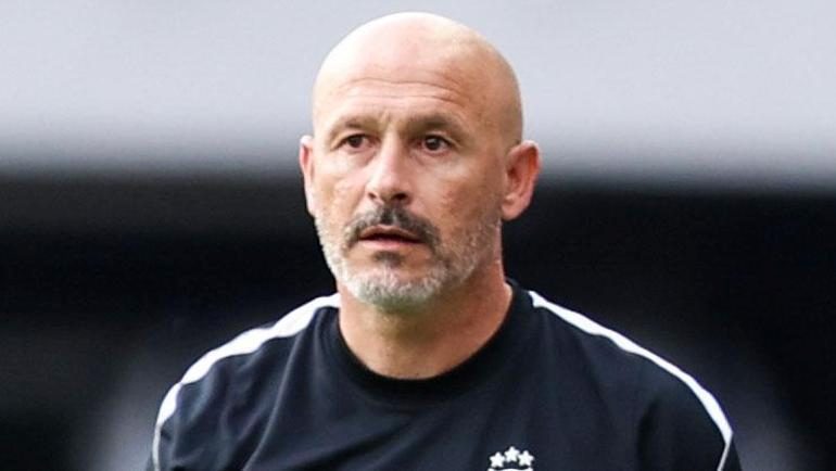 Beşiktaş'ta yaprak dökümü! Italiano 6 ismin biletini kesti 2 besiktasta yaprak dokumu italiano 6 ismin biletini kesti 0 cUpa6CJw