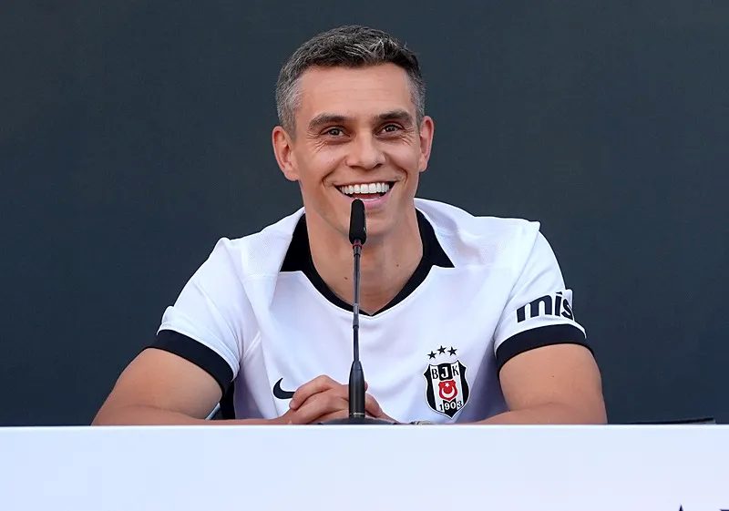 besiktastan rafael leao hamlesi fenerbahce ve galatasaray derken 1 G3r72bQM