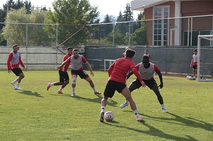 Boluspor-Manisa FK maçı şifresiz mi? Ne vakit, saat kaçta, hangi kanalda? 3 boluspor manisa fk maci sifresiz mi ne vakit saat kacta hangi kanalda 1 Xjdw5gV6