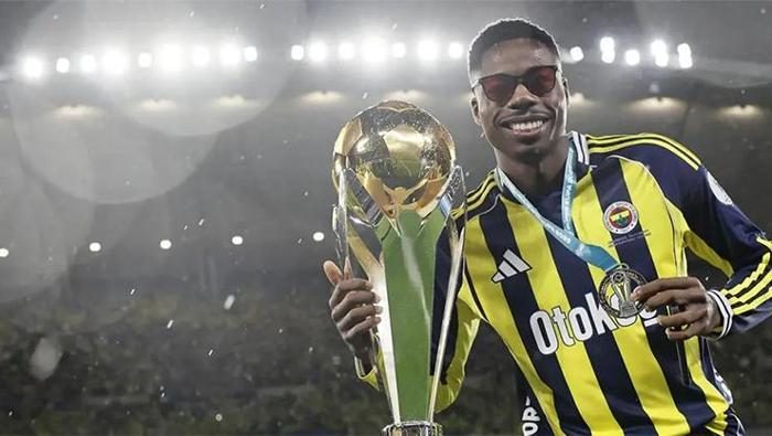 Bu iş bitti: Almanlar onu istiyor! Fenerbahçe'de sürpriz ayrılık... 5 bu is bitti almanlar onu istiyor fenerbahcede surpriz ayrilik 3 C6EZRWAG