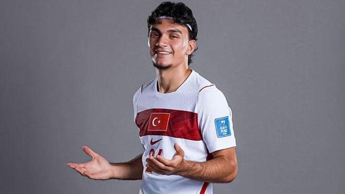 Can Uzun'da uçurum var! Transferde kritik hafta; Aslan olmaya hazır 6 can uzunda ucurum var transferde kritik hafta aslan olmaya hazir 4 mwOWuvkk