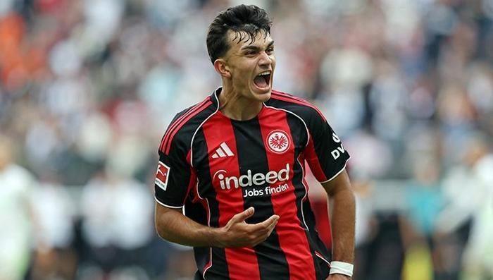 can uzunun galatasaray karari muhakkak oldu teklife yanit verdi 0 dY7VwXgE