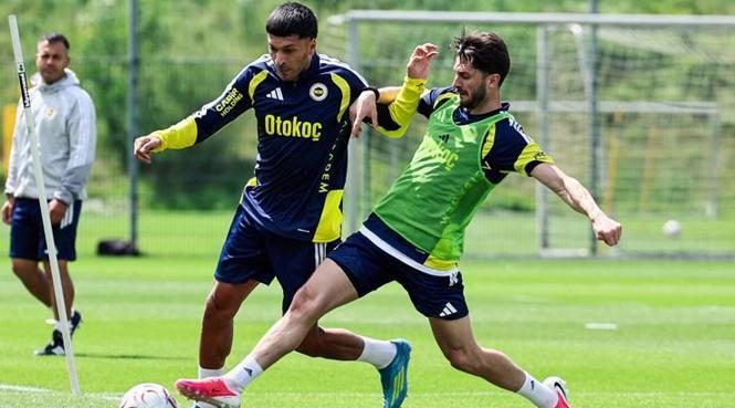CANLI | Fenerbahçe - Pogon Szczecin hazırlık maçı Canlı Anlatım - FB - PS maçı takımı, skoru ve istatistikleri 5 canli fenerbahce pogon szczecin hazirlik maci canli anlatim fb ps CweRckdq