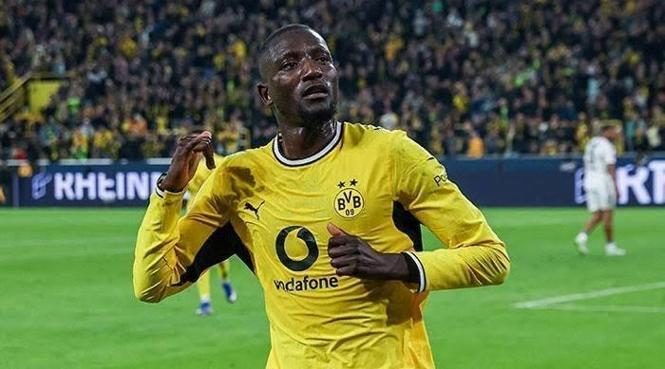 canli fenerbahcenin taraftarlarini transfer yagmuruna tutacak tipki anda hem greenwood hem de watkins RgS3n57j