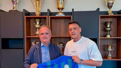 caykur rizespor baskani saruhan rizespor akademi icin mesut ozil ile bir araya geldi kZJB9rSq