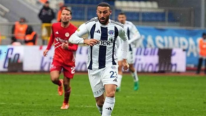 Cenk Tosun'dan sürpriz transfer! Mutabakat sağlandı: İşte yeni kadrosu... 3 cenk tosundan surpriz transfer mutabakat saglandi iste yeni kadrosu 1 mPUYRumh