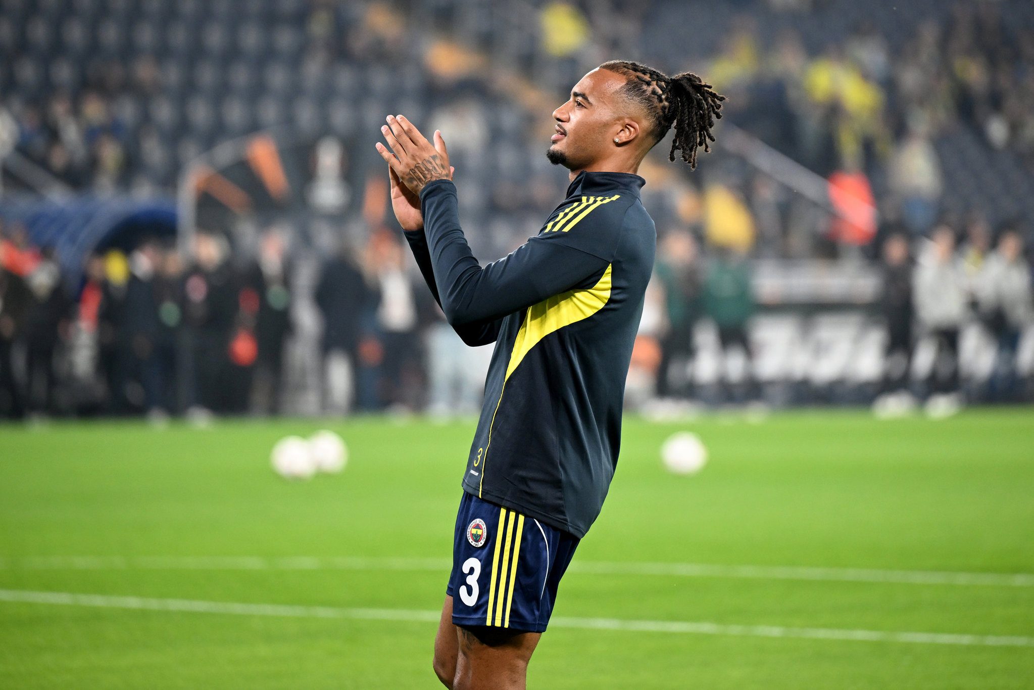 Chelsea ve Manchester United, Fenerbahçe'nin yıldızını istiyor! 6 chelsea ve manchester united fenerbahcenin yildizini istiyor 4 humBGrej