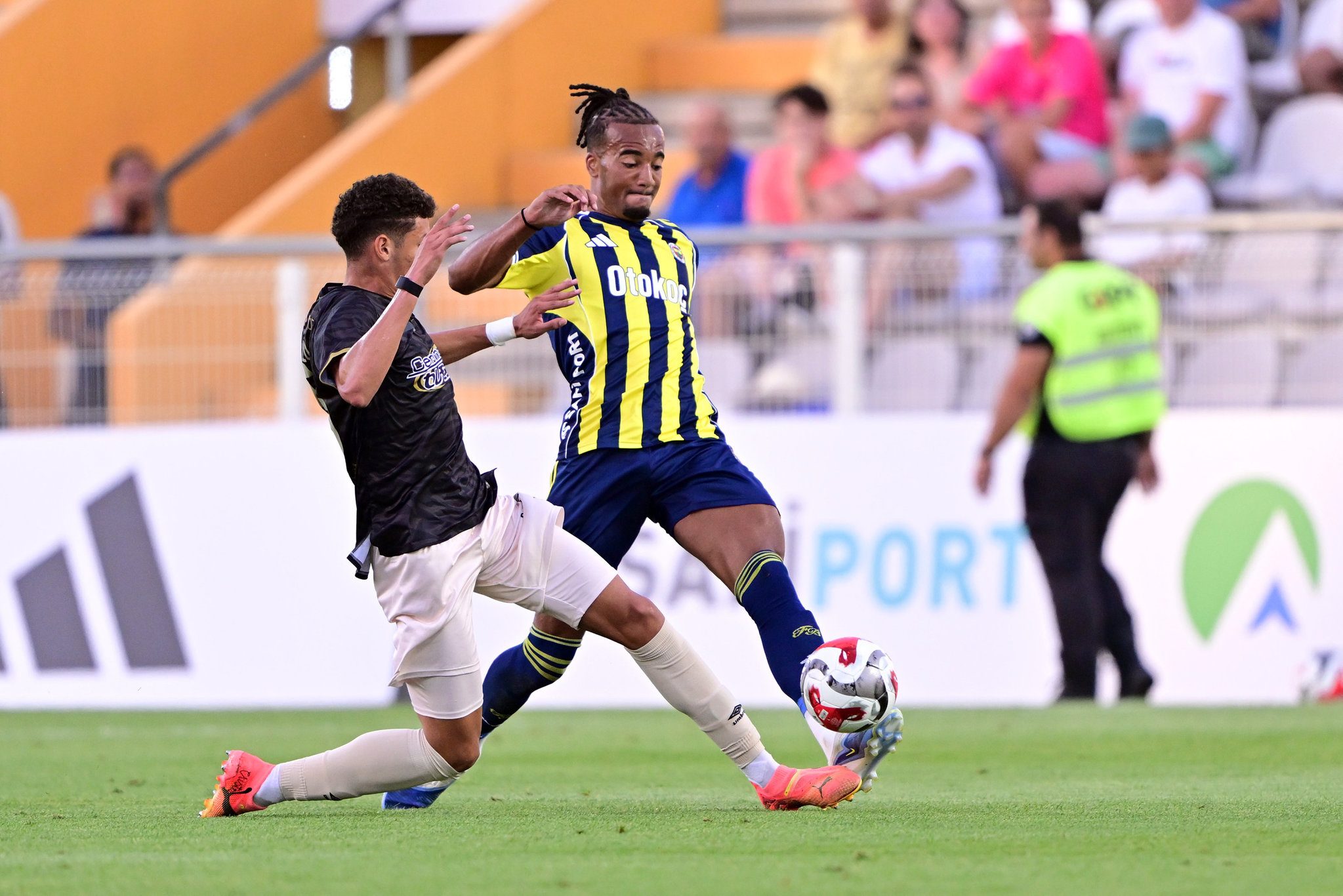 Chelsea ve Manchester United, Fenerbahçe'nin yıldızını istiyor! 8 chelsea ve manchester united fenerbahcenin yildizini istiyor 6 7TQ7ecUi