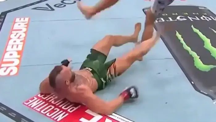 conor mcgregorin ufc donusu 69 saniye surdu max holloway kazandi 1 rLbRvs2j