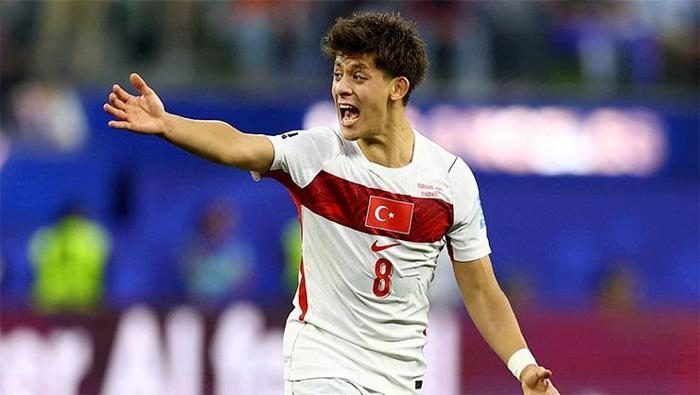 Dünya Kupası sonrası Arda Güler için şok sözler! Hayal kırıklığı listesinde 'Rolünü yerine getiremedi' 3 dunya kupasi sonrasi arda guler icin sok sozler hayal kirikligi listesinde rolunu yerine getiremedi UHJpry6p