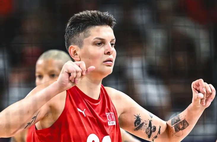 ebrar karakurt sebep yok ebrar karakurt sakat mi sebep oynamiyor 1