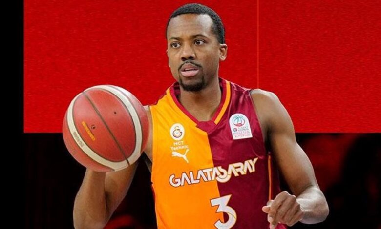 Errick McCollum Süper Lig'de kaldı, yeni takımı resmen açıklandı 1 errick mccollum super ligde kaldi yeni takimi resmen aciklandi IwA7ZJwl