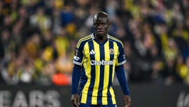 F.Bahçe'ye transferde sürpriz orta saha! Kante'nin yerine... 8 fbahceye transferde surpriz orta saha kantenin yerine MHn6PcWs