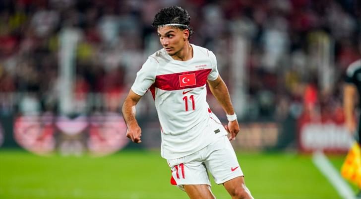 Fenerbahçe için Can Uzun iddiası! Galatasaray'la anılıyordu... 1 fenerbahce icin can uzun iddiasi galatasarayla aniliyordu YbqFAWuX