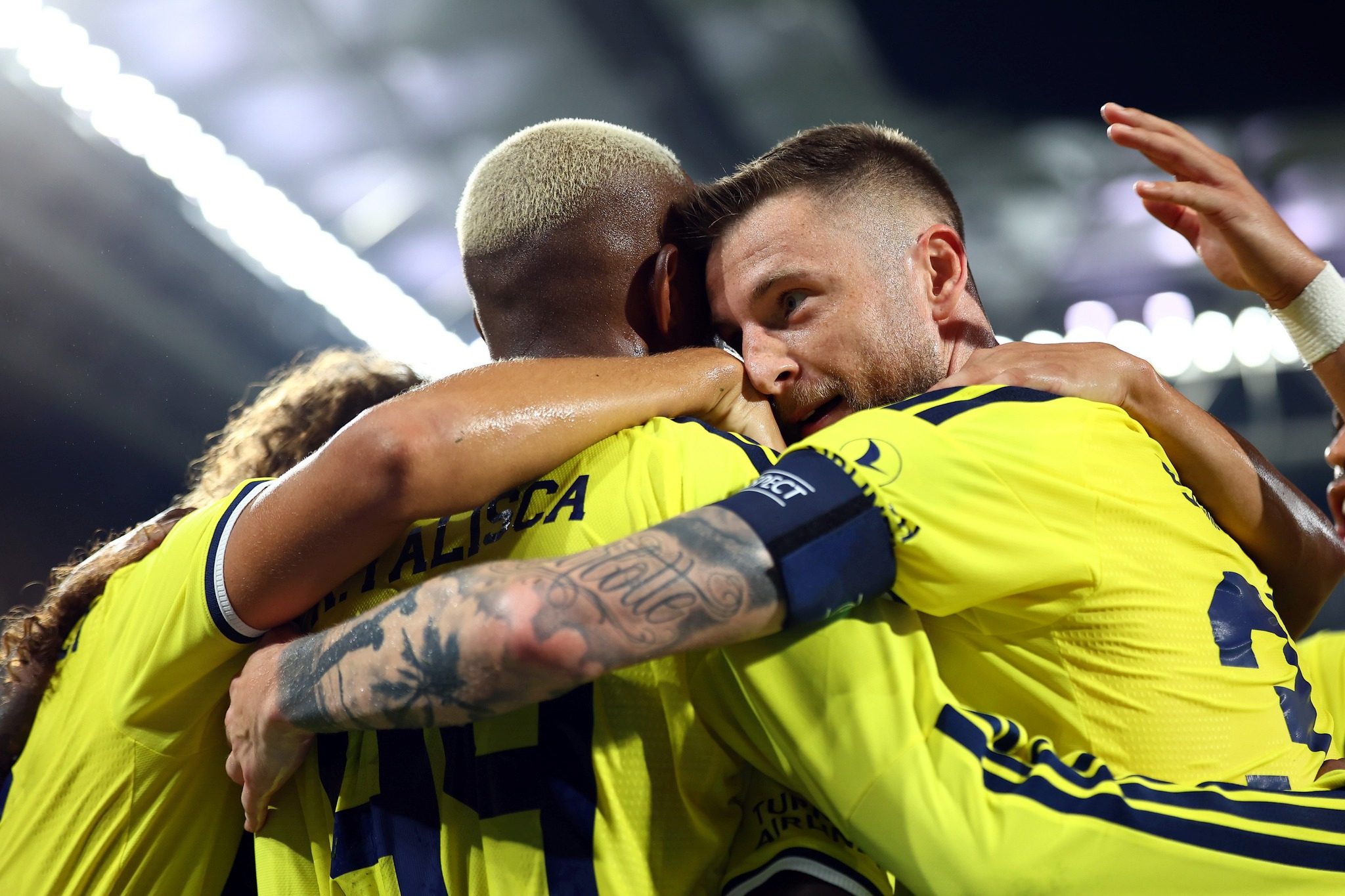 Fenerbahçe idaresinden Ederson'a ayrılık şartı! Juventus'un transfer listesinde yer alıyor 2 fenerbahce idaresinden edersona ayrilik sarti juventusun transfer listesinde yer aliyor 0 QpgiMqLW