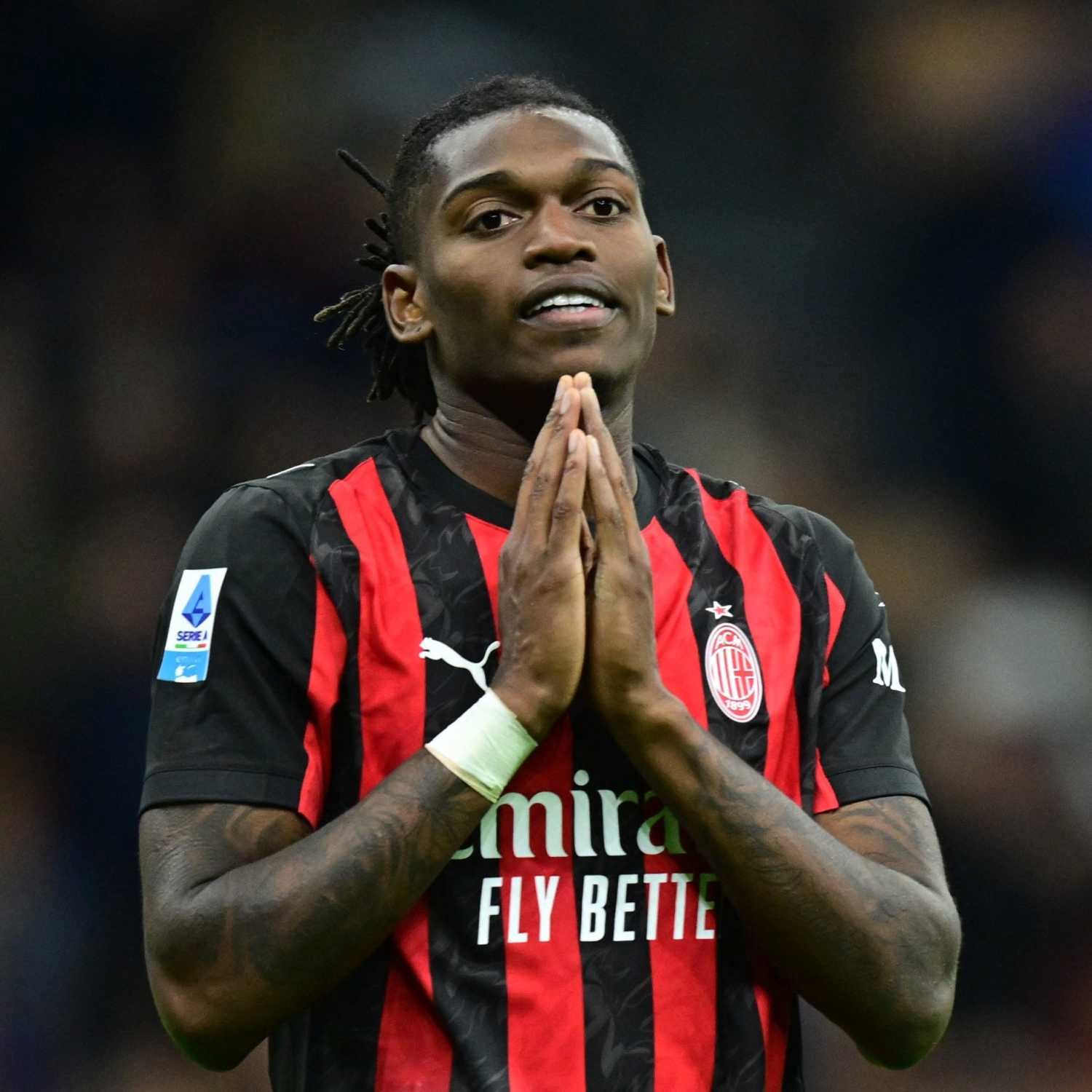 fenerbahce leao icin milanoda iste o manzara 0