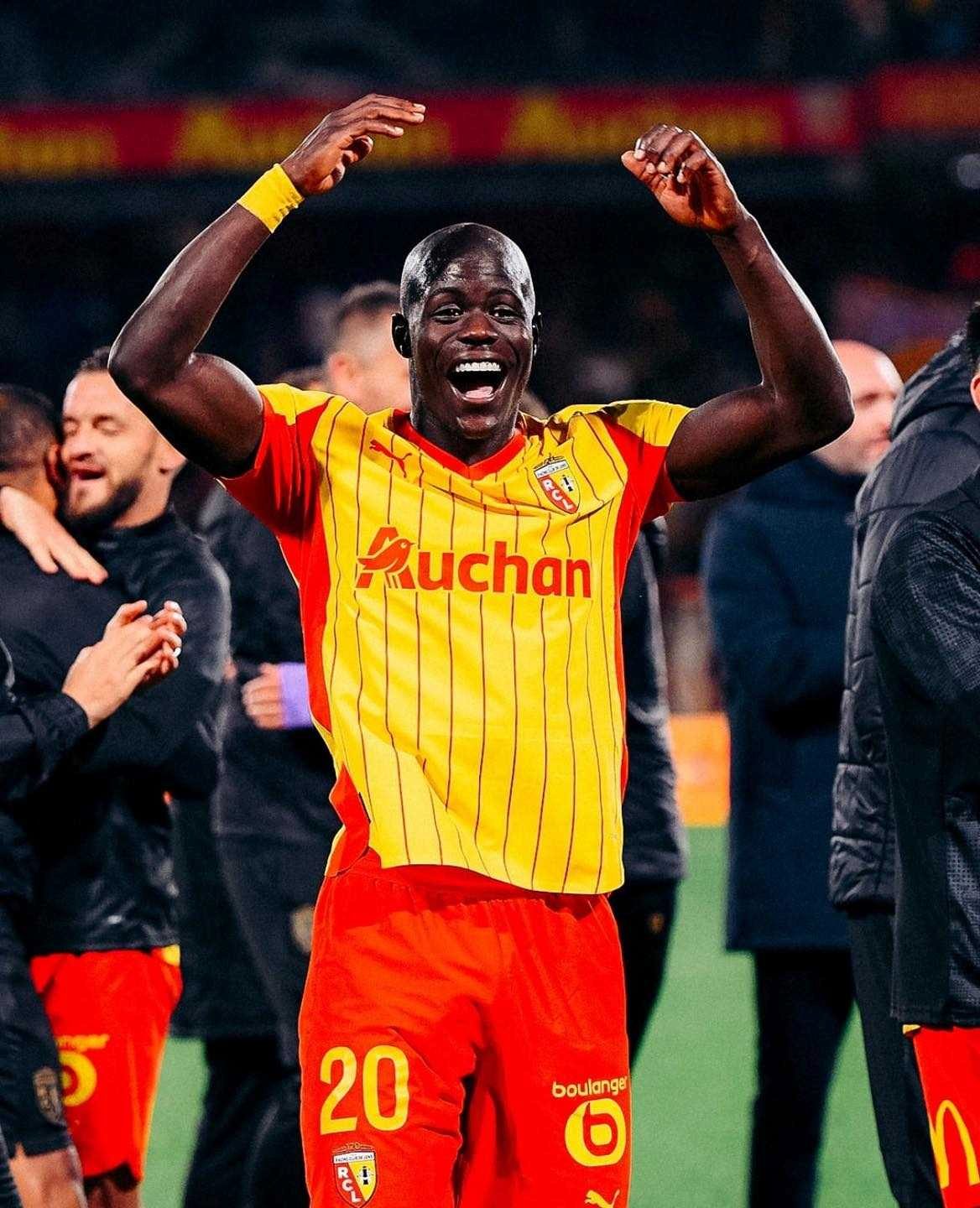 fenerbahce malang sarr icin teklif yukseltti iste pazarliklarda son durum 8 ZAPV4lYU