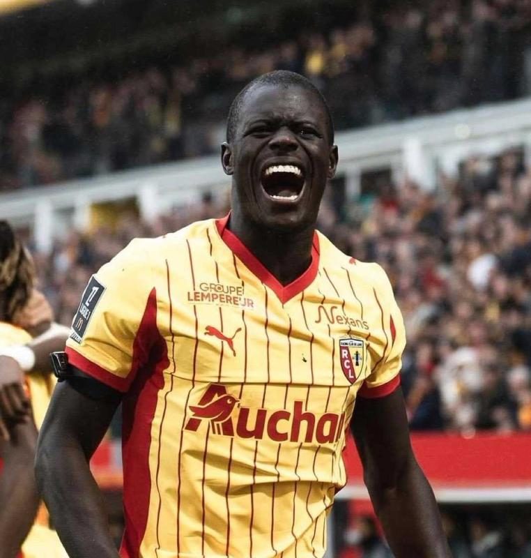 Fenerbahçe Malang Sarr'da mutlu sona yakın! Fark 1 milyon Euro'ya indi 3 fenerbahce malang sarrda mutlu sona yakin fark 1 milyon euroya indi 1 8WjbW1u9