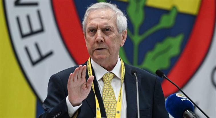 Fenerbahçe rotasını İngiltere'ye çevirdi! Rafael Leao derken... 1 fenerbahce rotasini ingiltereye cevirdi rafael leao derken 1MOcjqhr