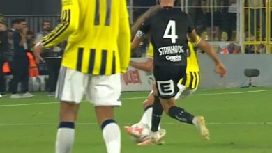 Fenerbahçe-Sturm Graz maçında skandal karar! Kırmızı çıkmadı 10 fenerbahce sturm graz macinda skandal karar kirmizi cikmadi qiGt3RNz