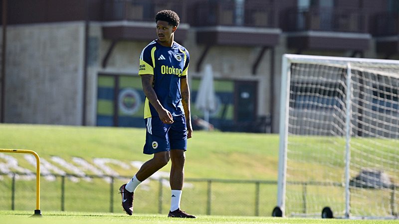 Fenerbahçe transferde gözünü karattı! Guirassy için o 5 ismin biletleri kesiliyor 8 fenerbahce transferde gozunu karatti guirassy icin o 5 ismin biletleri kesiliyor 6