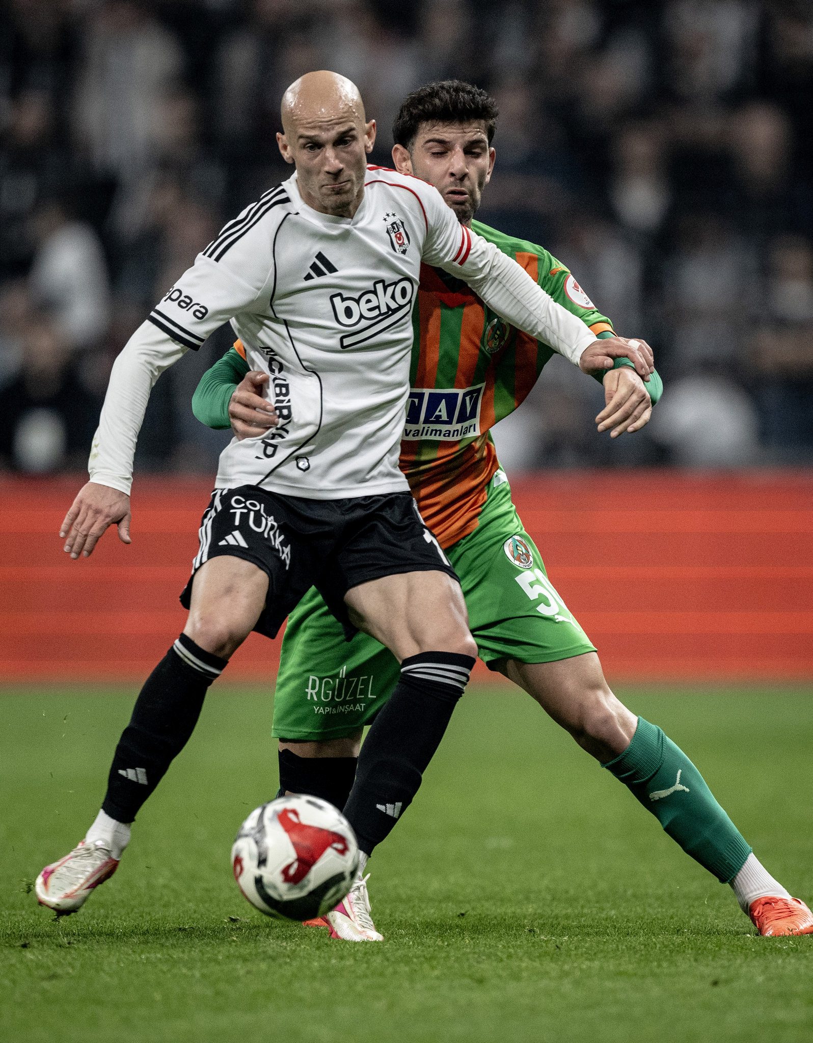 fenerbahce transferi bitirmek uzere iste yildiz oyuncu icin istenen bonservis 0 G4UE1D3J