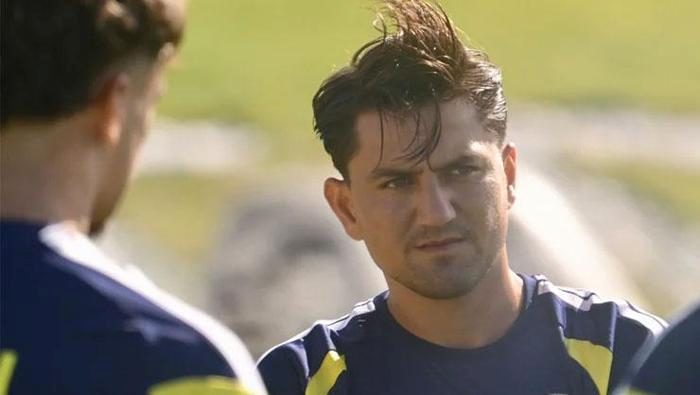 Fenerbahçe UEFA'ya 2 yeni transferini duyurdu! Listeden çıkan isimler de belirli oldu 5 fenerbahce uefaya 2 yeni transferini duyurdu listeden cikan isimler de belirli oldu 3 HaFGXw1l