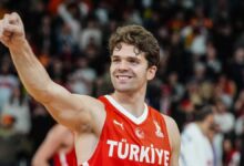 Fenerbahçe, ulusal basketbolcu Tarık Biberovic'e veda etti: 19 fenerbahce ulusal basketbolcu tarik biberovice veda etti Cr9NQFqi