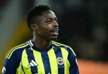 fenerbahce ve super lig takimi arasinda flas takas musaba gidecek kanaryanin eski futbolcusu gelecek 2CR2Au4P