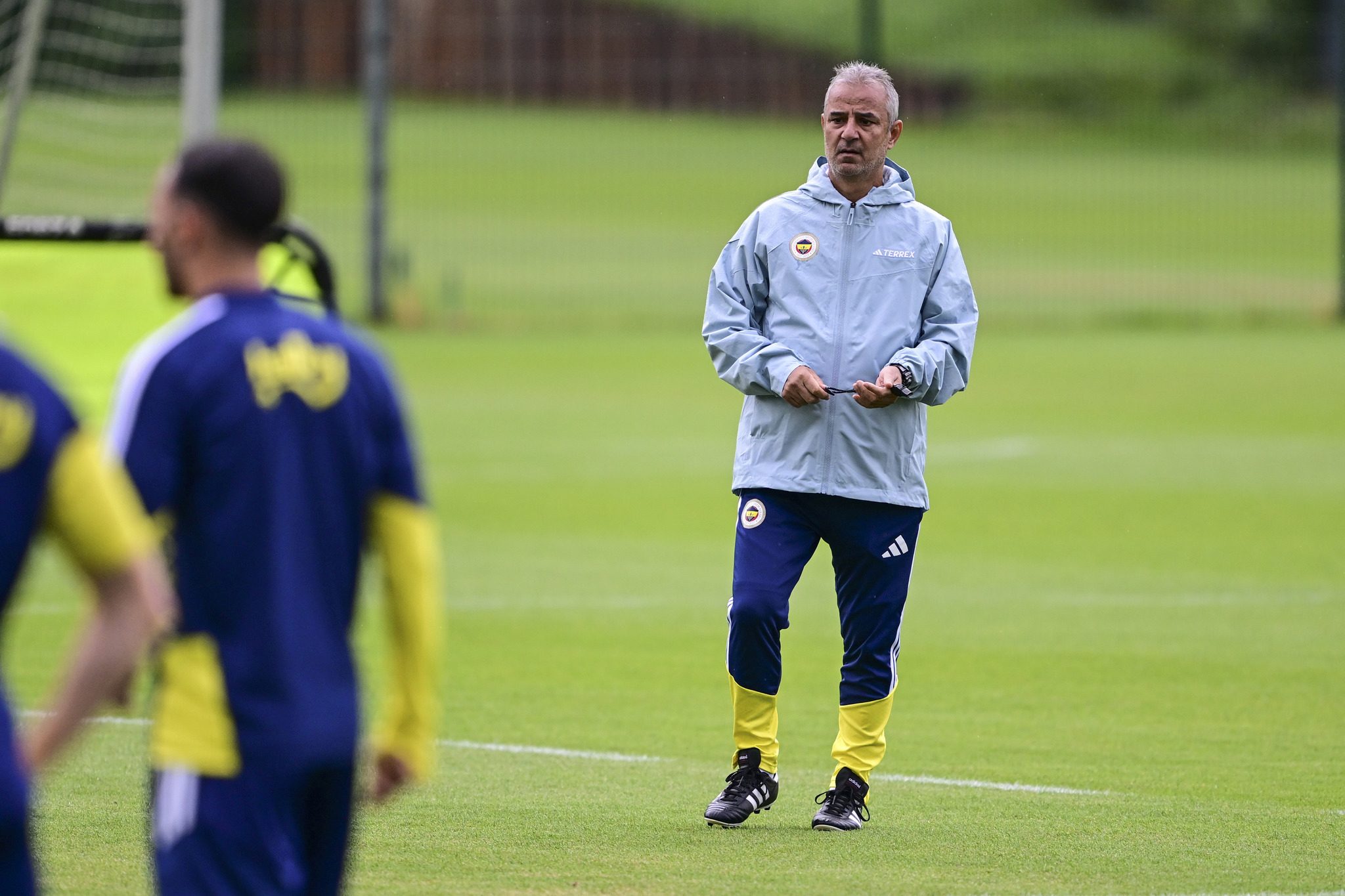 fenerbahcede ayrilik listesi asik r oldu teklifler bekleniyor 2 qLAkPJbR