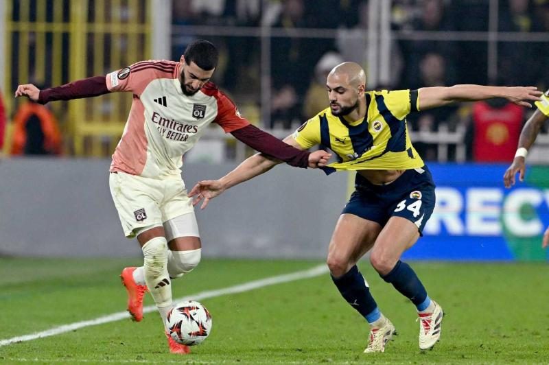 fenerbahcede aziz yildirimdan o teklife jet suratinda ret ekipten ayrilmasi bekleniyordu 4