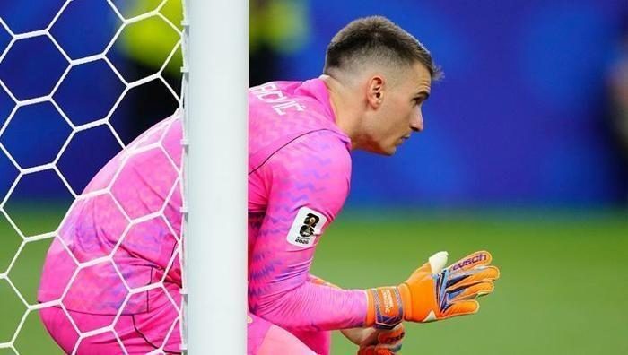 Fenerbahçe'de birinci ayrılık resmileşiyor! Livakovic'ten beklenmedik bonservis... 3 fenerbahcede birinci ayrilik resmilesiyor livakovicten beklenmedik bonservis 1 BNbgQhsQ