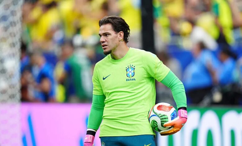 Fenerbahçe'de Ederson ayrılırsa alternatifi hazır! Toplumsal medyadan sarı-lacivertlileri takibe aldı 1 fenerbahcede ederson ayrilirsa alternatifi hazir toplumsal medyadan sari lacivertlileri takibe aldi AcPCY2Yf