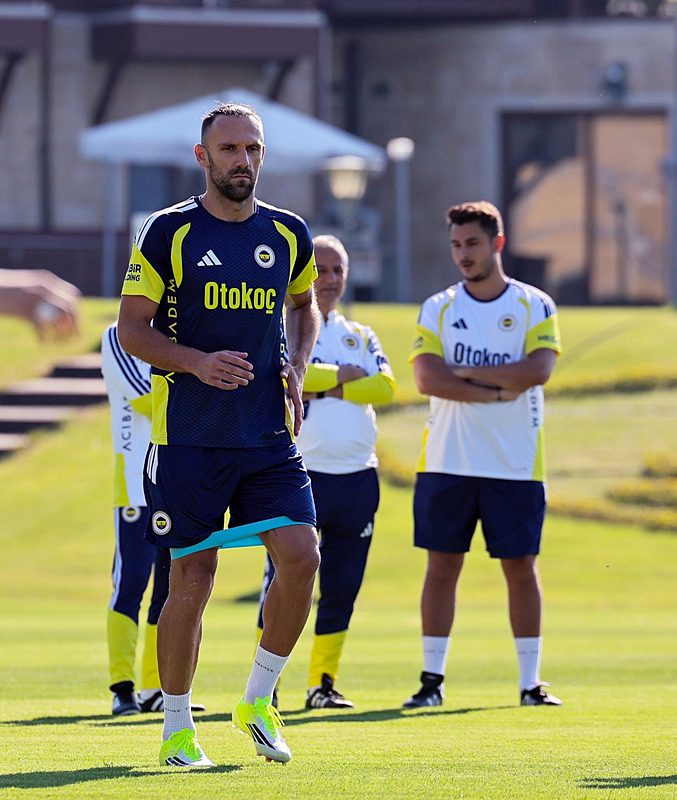 fenerbahcede golcu planlari degisti yabanci kuralinin tesiriyle 1 HHtnZr91
