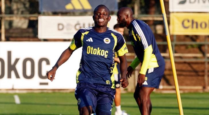 Fenerbahçe'de hazırlıklar devam ediyor! 1 fenerbahcede hazirliklar devam ediyor DUVMJQb8