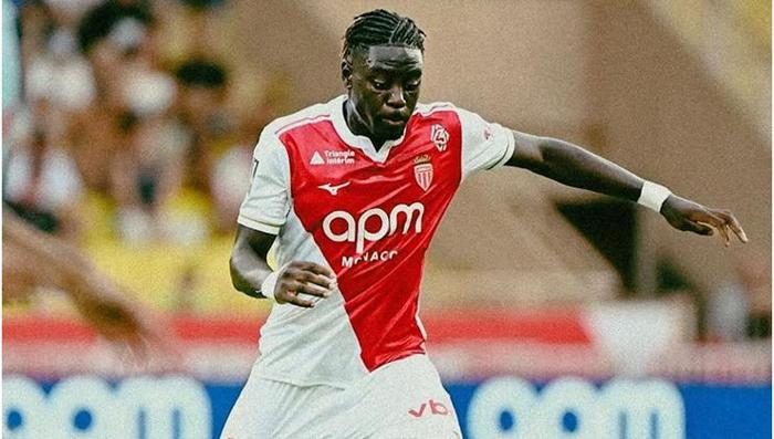 Fenerbahçe'de imza an problemiyken sürpriz tercih! Malang Sarr kararı 7 fenerbahcede imza an problemiyken surpriz tercih malang sarr karari 5 iCnXVRKs