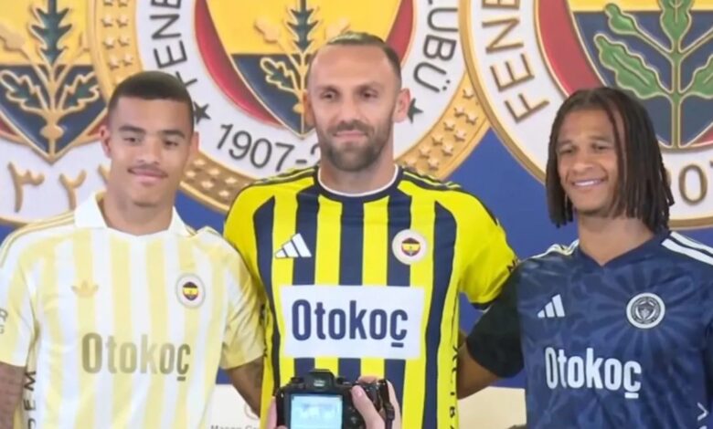 Fenerbahçe'de imza töreni düzenlendi! İşte yeni transferlerin açıklamaları 1 fenerbahcede imza toreni duzenlendi iste yeni transferlerin aciklamalari p1WGZq3m