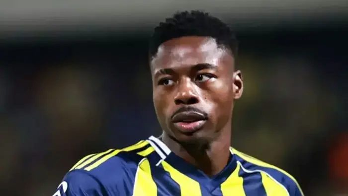Fenerbahçe'de İsmail Kartal 9 ismin biletini kesti! Hem kasa dolacak hem de takım rahatlayacak 14 fenerbahcede ismail kartal 9 ismin biletini kesti hem kasa dolacak hem de takim rahatlayacak paj7wutm