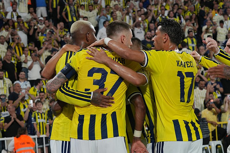 Fenerbahçe'de İsmail Kartal'a transfer şoku! 2 fenerbahcede ismail kartala transfer soku 0 ephPzzGZ