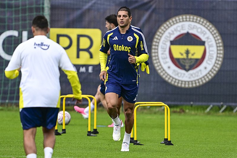 fenerbahcede o isme ulkesinden transfer teklifi sari lacivertlilerin bonservis talebi 4 8fYG9MDB