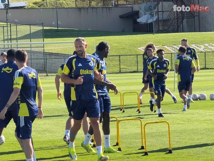 fenerbahcede pes pese yasanan sakatliklar sonrasi ismail kartaldan flas karar 3 MTYY45az