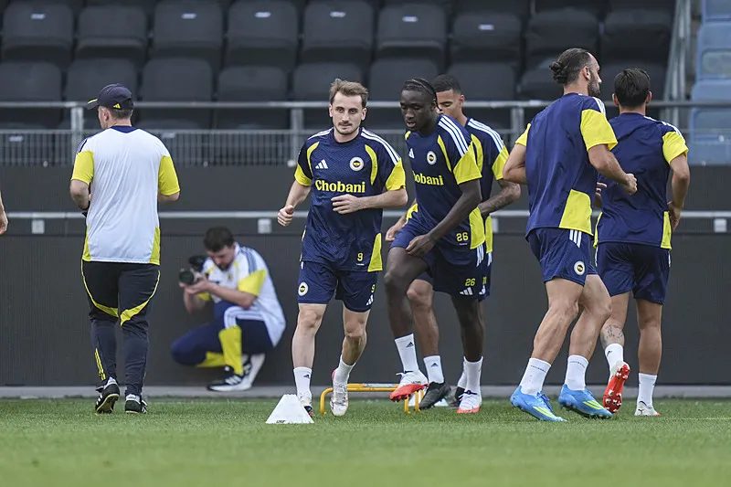 fenerbahcede romelu lukaku transferi bitmek uzere 1 plGNpgIC
